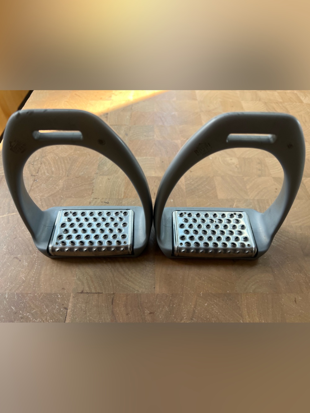 Royal Rider Stirrup - Picture 2 of 4